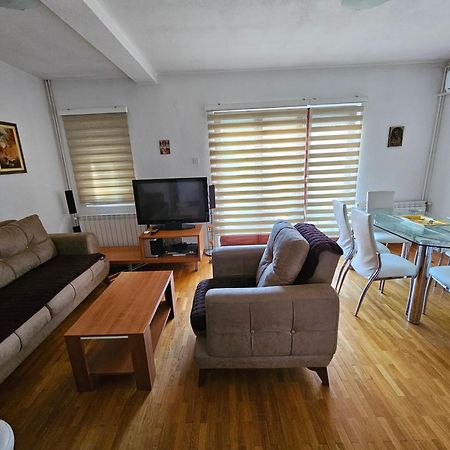 Vn Apartments אוהריד מראה חיצוני תמונה